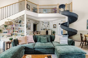 Cottage (4 Bedrooms) | Interior