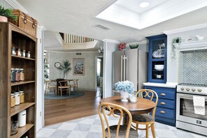 Cottage (4 Bedrooms) | Interior