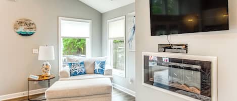 Cottage (2 Bedrooms) | Interior