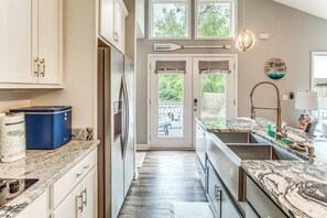 Cottage (2 Bedrooms) | Interior