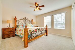 Interior - Community & Private Pools: Davenport Golf Getaway! (Davenport)