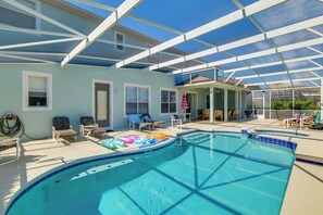 House (Multiple Bedrooms) | Front of property - Game Room & Yard: Spacious Home in Davenport! (Davenport)