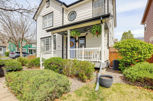 'southern Comfort at the Blue Door' in Sloan Lake