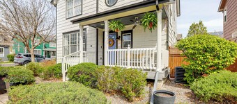 'southern Comfort at the Blue Door' in Sloan Lake