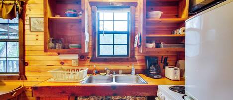 Apartment (0 Bedroom) | Interior