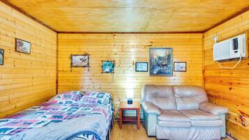 Apartment (0 Bedroom) | Interior