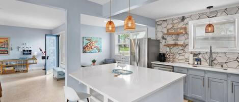 House | 4 bedrooms, Internet