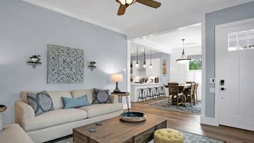 House | 3 bedrooms, Internet