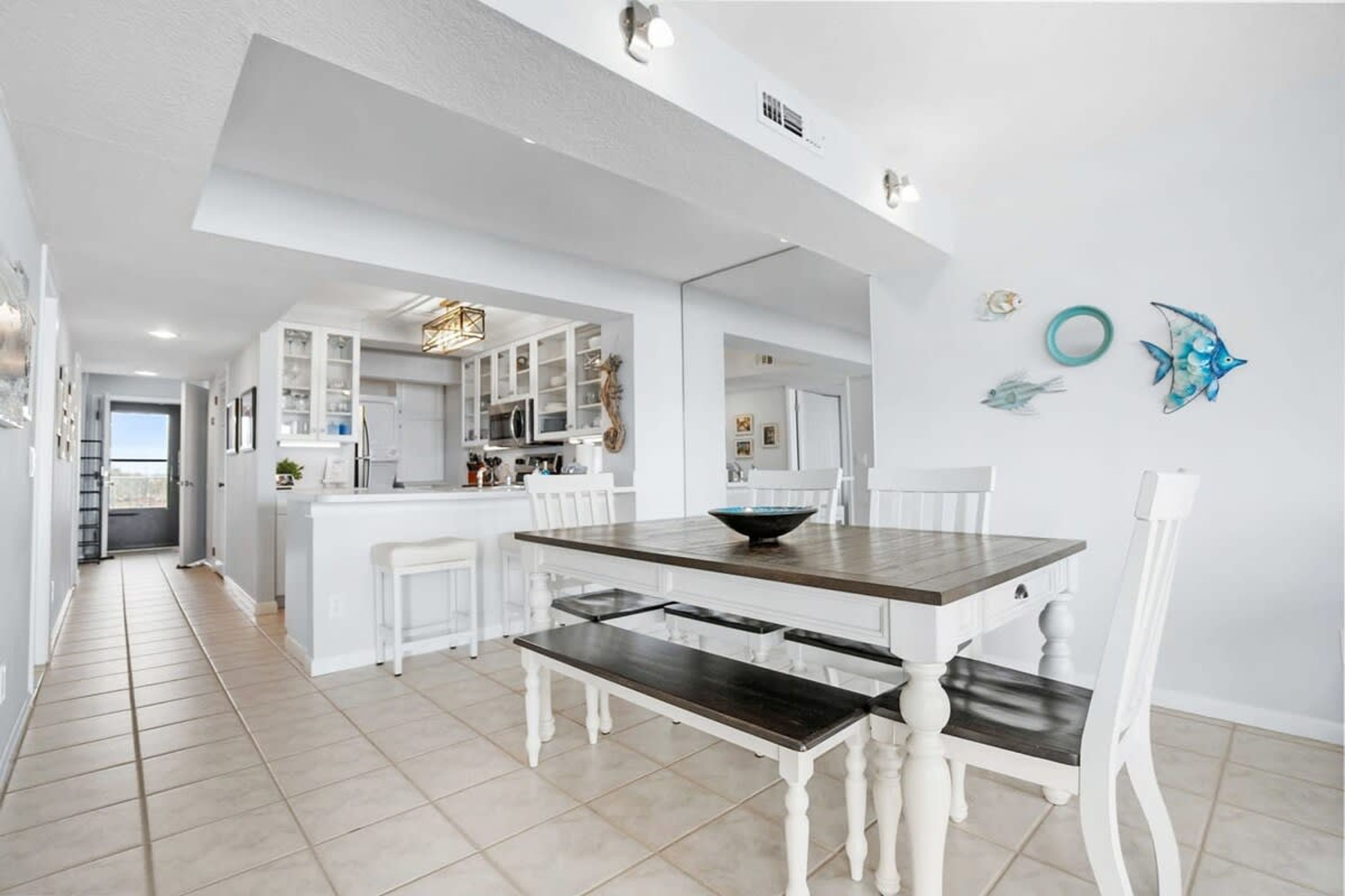 อพาร์ทเมนท์, พร้อมสิ่งอำนวย ความสะดวกสำหรับผู้พิการ | 3 ห้องนอน, อินเทอร์เน็ตความเร็วสูง