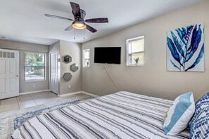 Apartment | 1 bedroom, Internet - Free Parking Smart TV Uptown St Augustine (St. Augustine)