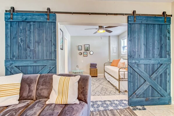 Apartment | 1 bedroom, Internet - Free Parking Smart TV Uptown St Augustine (St. Augustine)