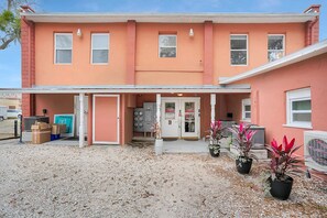 Apartment | 2 bedrooms, Internet