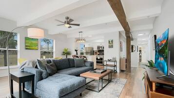 Apartment | 2 bedrooms, Internet