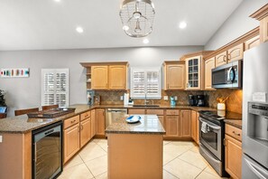 House | 4 bedrooms, Internet - Pool Hot Tub Dock Walk to Beach Beach Gear (St. Augustine)