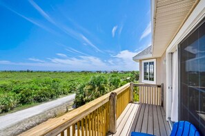 3 bedrooms, Internet - Ocean View By Beach Bikes Game Room Beach Gear (Palm Coast)