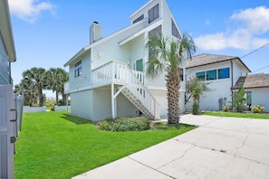 2 bedrooms, Internet - Oceanfront in St Aug Beach Patio BBQ Smart TVs (St. Augustine)
