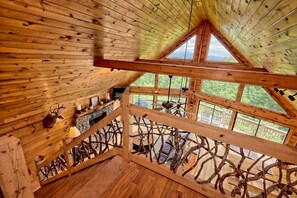 House | 3 bedrooms, Internet - Hot Tub 3 Fireplaces Mountain Views Game Room (Blue Ridge)