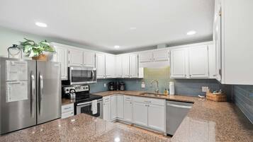 House | 3 bedrooms, Internet