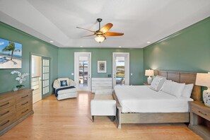 House | 5 bedrooms, Internet - Waterfront Home w Patio Heated Pool Dock Beach (St. Augustine)