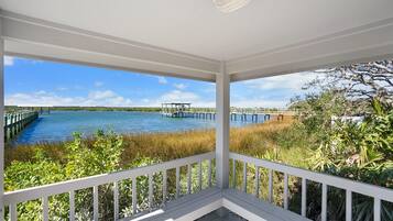 House | 5 bedrooms, Internet