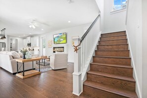 House | 4 bilik tidur, Internet