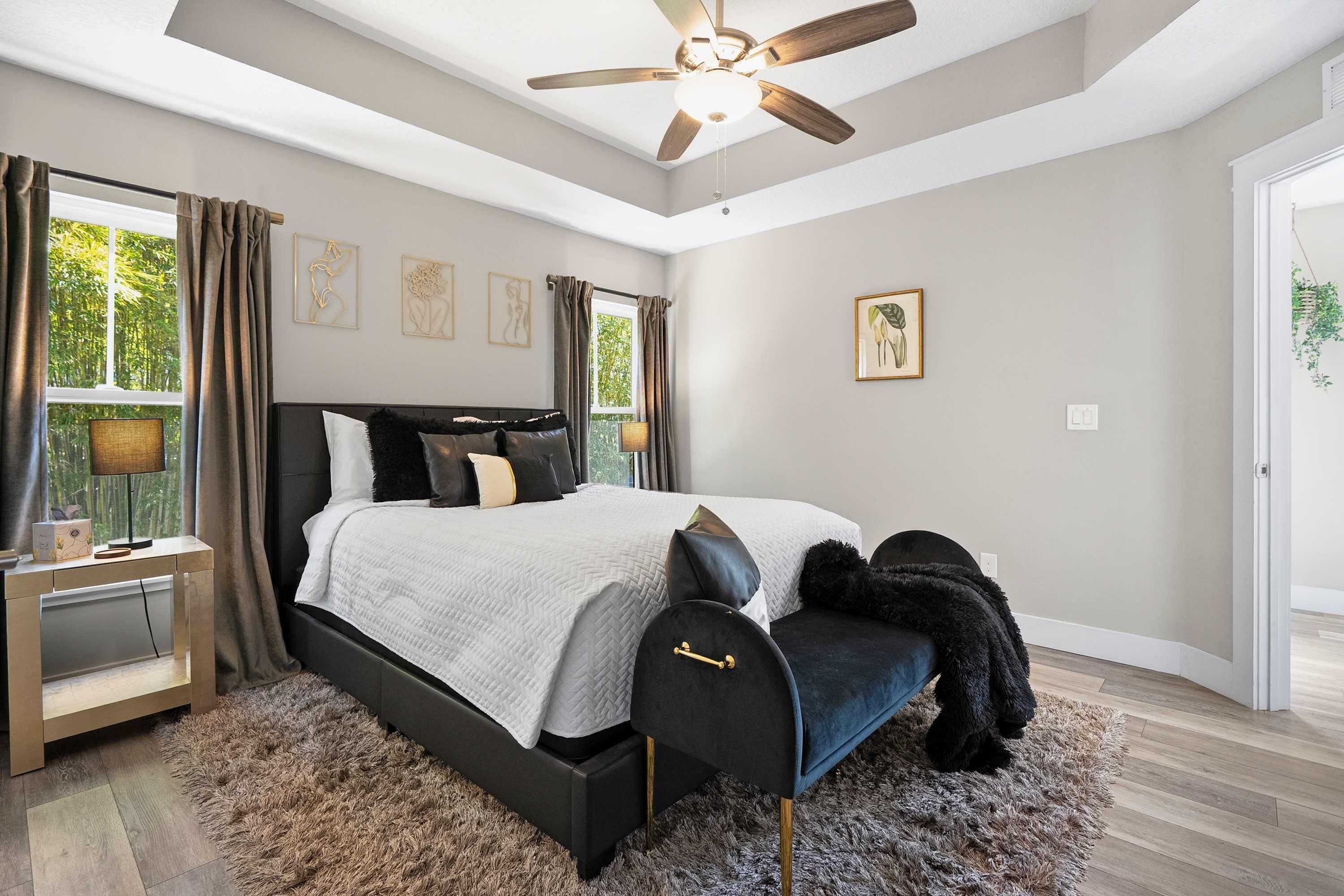 Hus | 3 soveværelser, skrivebord, internet