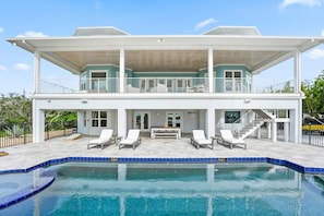 House | 4 bedrooms, Internet