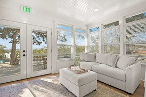 House | 3 bedrooms, Internet