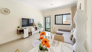 Apartment | 1 bedroom, Internet - Luxury Marina Living With Pool Gym Near the Beach (Dubai)