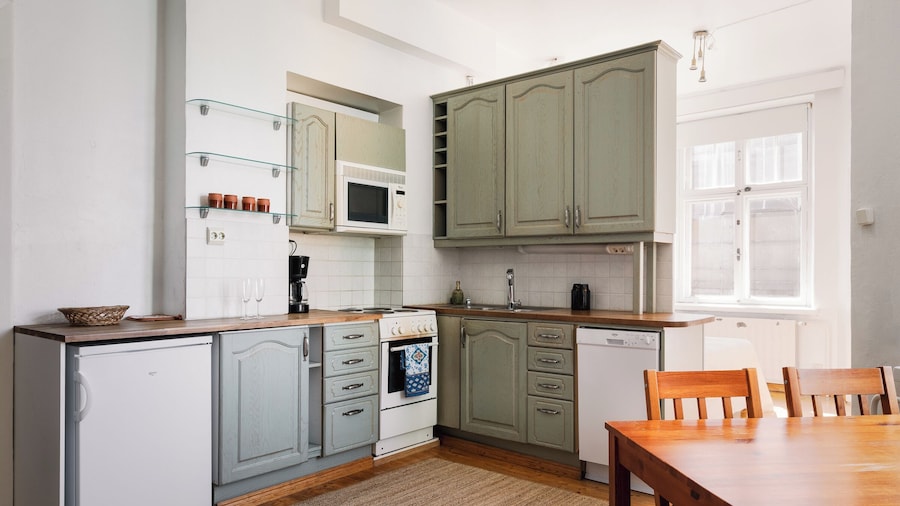 Vintage 1BR Apt in Kamppi