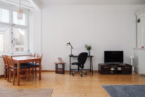 Basic Διαμέρισμα, Θέα στην Πόλη | 1 υπνοδωμάτιο, γραφείο, χώρος εργασίας για λάπτοπ, σίδερο/σιδερώστρα 