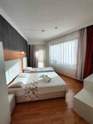 Family Twin Room, Balcony, City View | Desk, free WiFi - Uğur Otel (Kas)