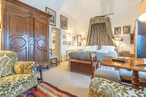 1 chambre, lit parapluie, Wi-Fi, draps fournis