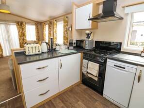 Dishwasher, cookware/dishes/utensils