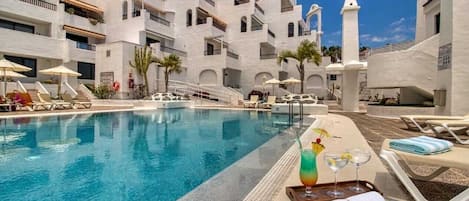 Apartment, 2 Bedrooms, Smoking, Balcony | Pool