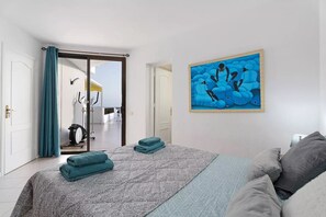 Apartment, 2 Bedrooms, Smoking, Balcony | 2 bedrooms