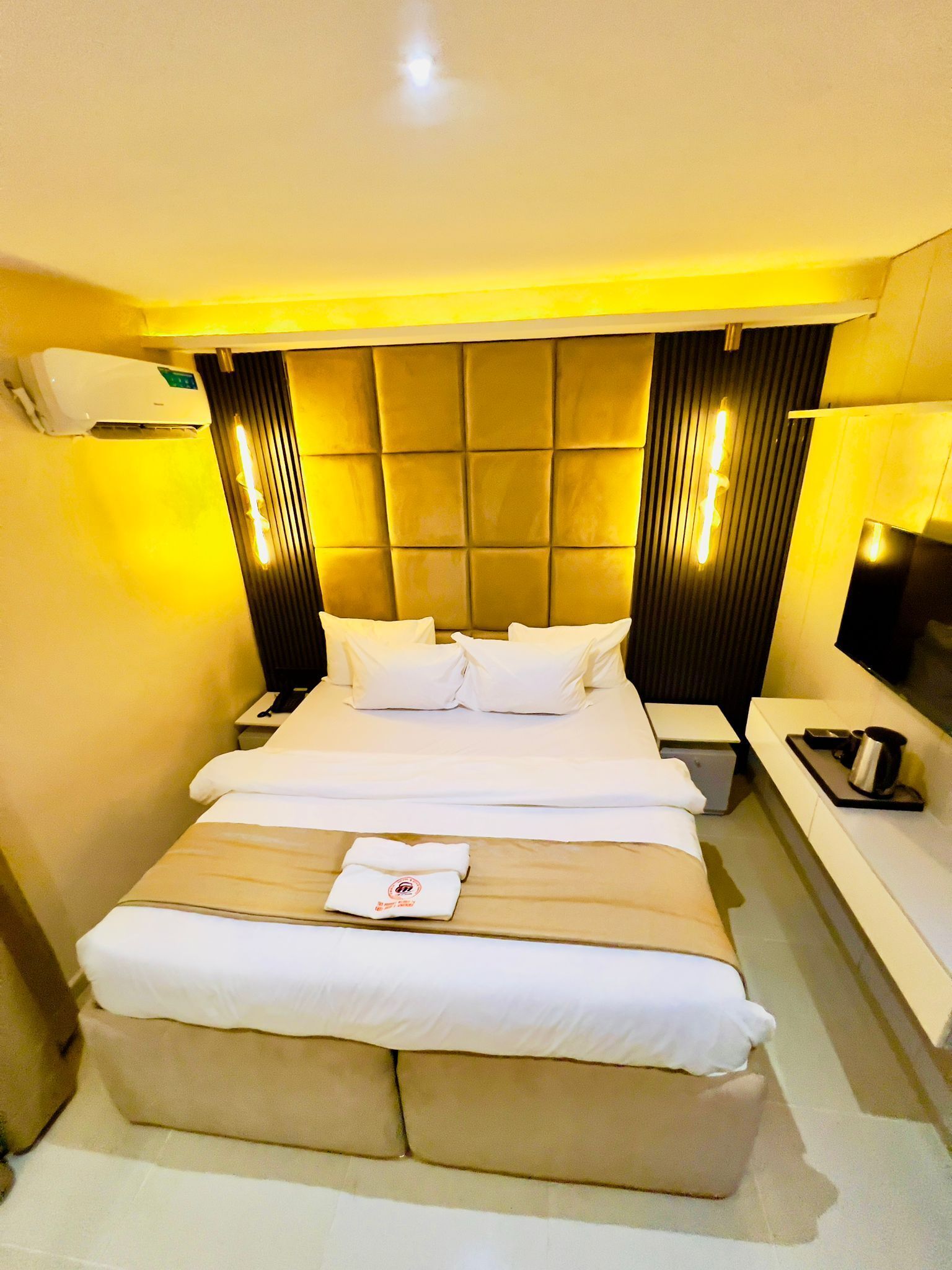 Executive Single Room | Desk, laptop workspace, soundproofing, free WiFi