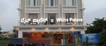 hotel white palace 