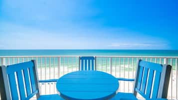 Condo, 3 Bedrooms | Outdoor dining