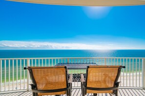 Condo, 3 Bedrooms | Property grounds
