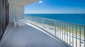 Outdoor dining - Phoenix Gulf Shores Ii 2003 3 Bedroom Condo (Gulf Shores)