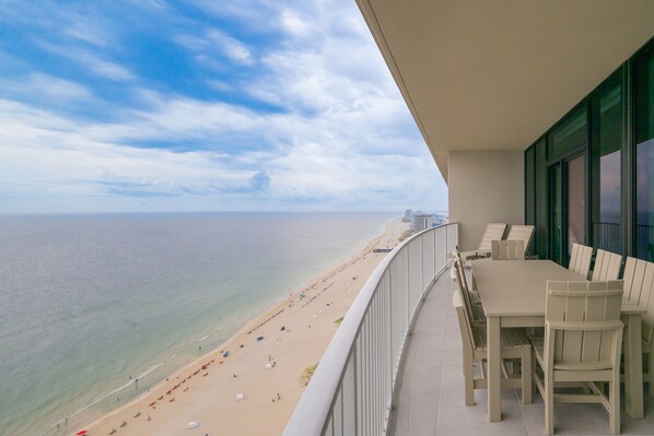 Condo, 3 Bedrooms | Outdoor dining - Phoenix Gulf Shores Ii 2504 3 Bedroom Condo (Gulf Shores)