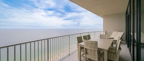 Condo, 3 Bedrooms | Outdoor dining