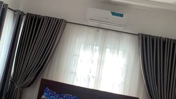 1 habitación y caja de seguridad en la habitación