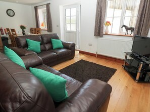 Living area - The Stable Barn (Hayle)