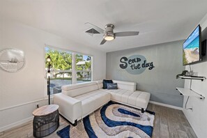 TV connectée, cheminée