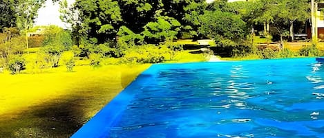 Triple Room | Pool | Outdoor pool