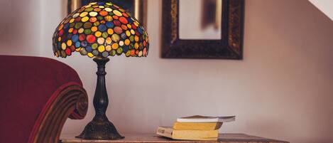 تفاصيل الفندق من الداخل