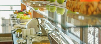 ทูริสติก พาลาส โอเตล