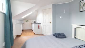Double Room | Free WiFi
